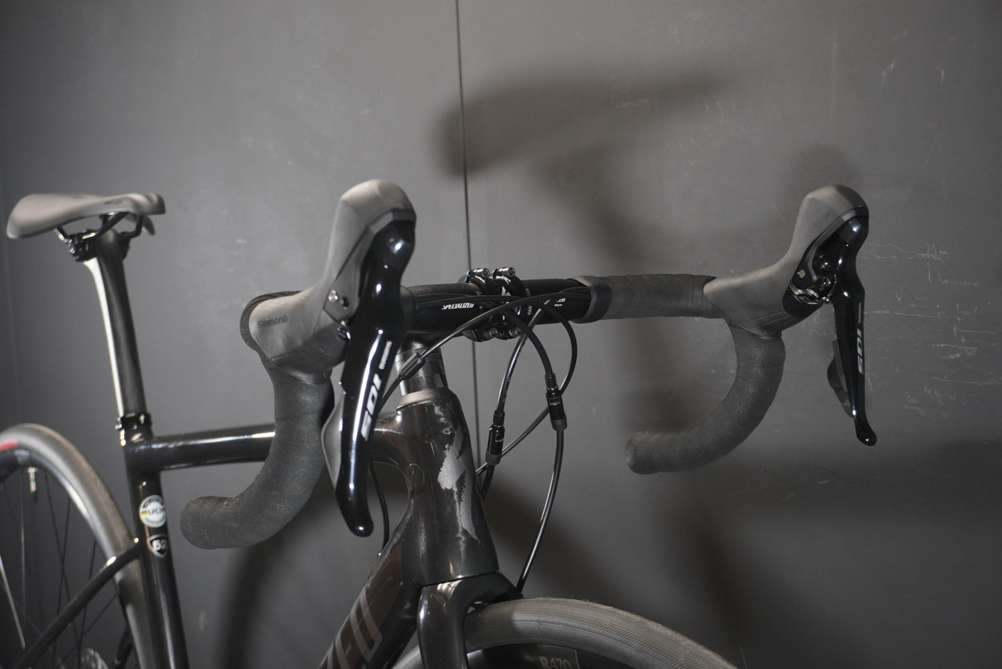 Specialized Tarmac SL6 Sport 105 Carbon Disc Road Bike 2023 - 52cm