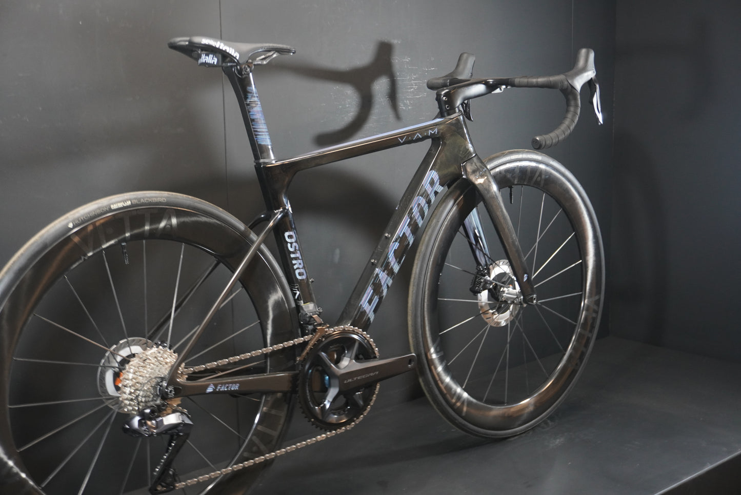 Factor Ostro VAM Shimano Ultegra Di2 Carbon Disc road bike 2021 - 52cm