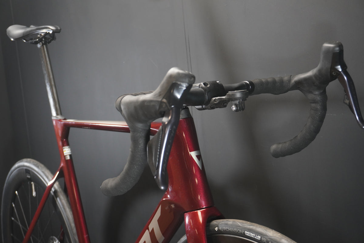 Giant Propel Advanced Pro 0 Ultegra Di2 Carbon Disc Road Bike 2024 - Large