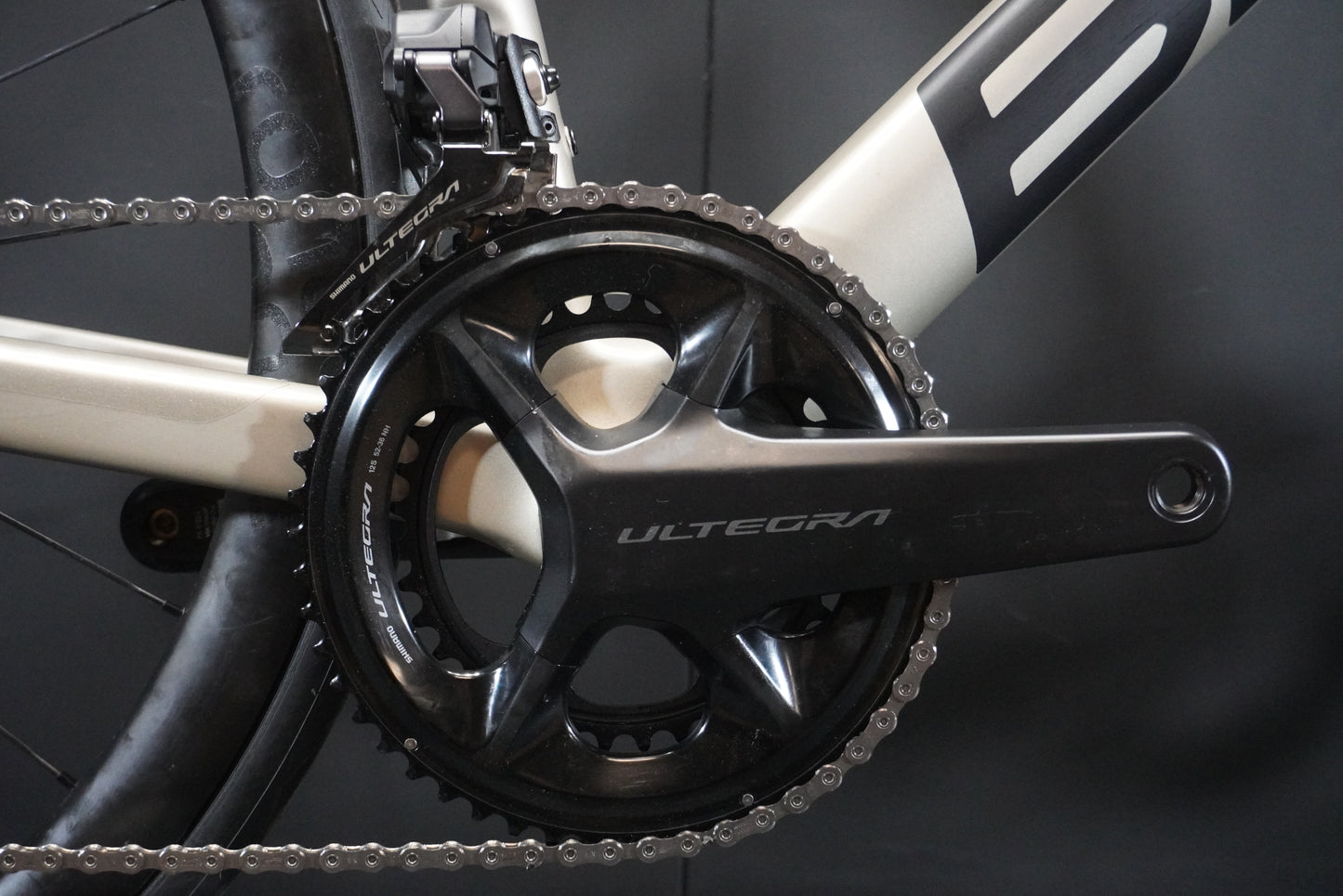 BMC Teammachine SLR TWO Di2 & P/M Carbon Disc Road Bike 2021 - 58cm - Upgraded