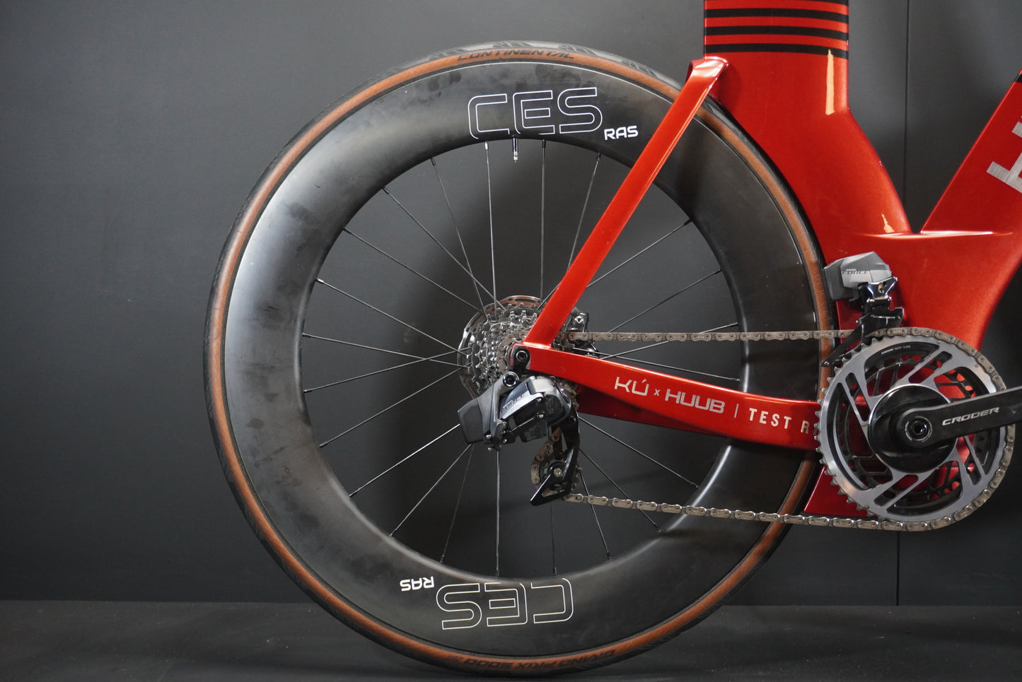 Kù Cycle HUUB TF-1 AXS Carbon TT/Tri Bike 2024 - Medium