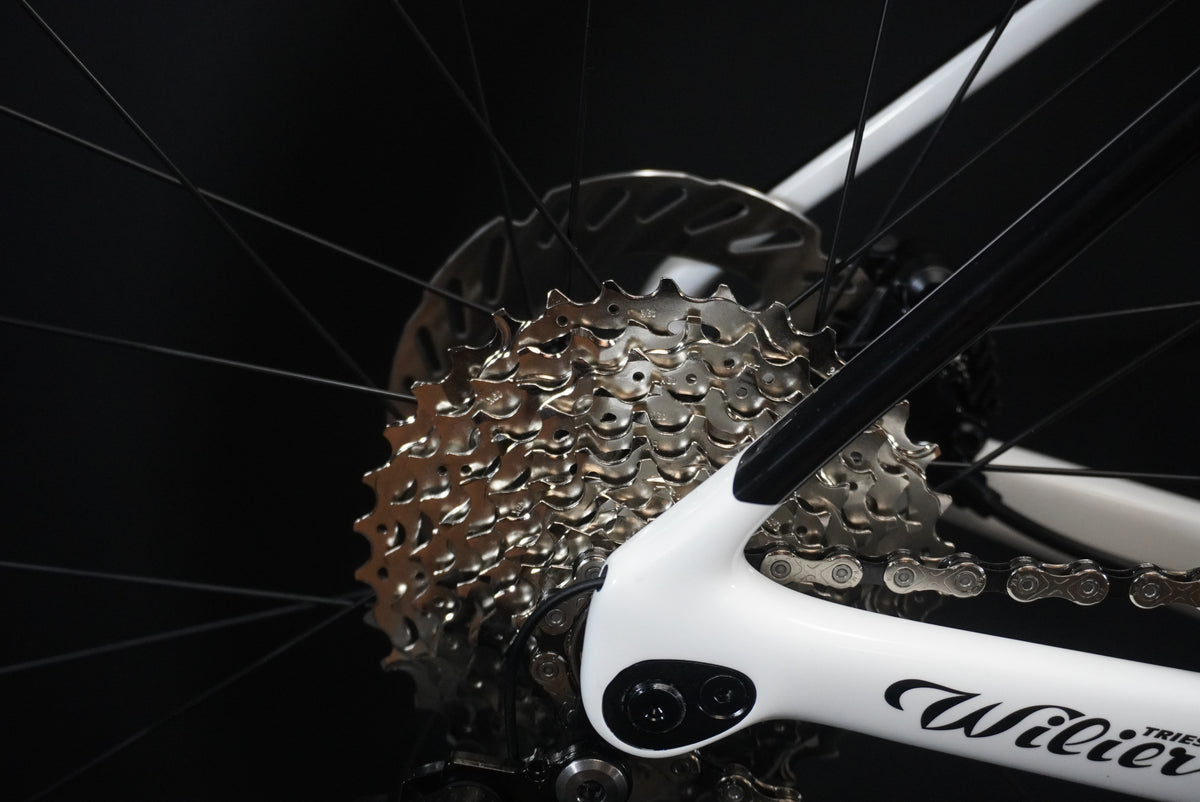*NEW* Wilier Gardia 105 Di2 Power Meter Carbon Disc Road Bike White/Black 2026 - Various Sizes