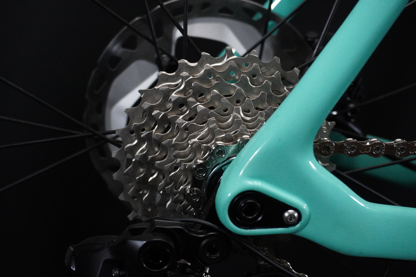 Bianchi Oltre XR3 CV Di2 Carbon Disc Road Bike 2024 - 59cm