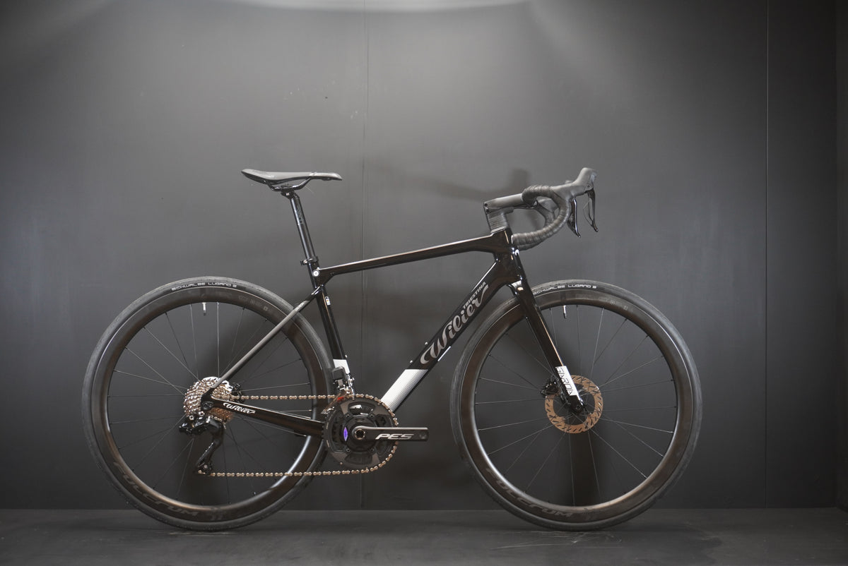 *NEW* Wilier Gardia 105 Di2 Power Meter Carbon Disc Road Bike Black/Grey 2026 - Various Sizes