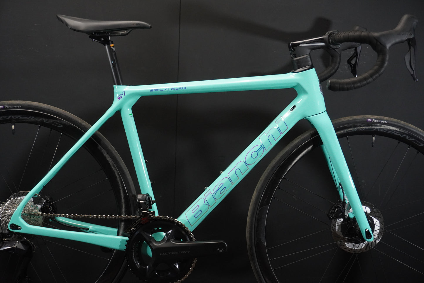 AS NEW Bianchi Specialissima CV Di2 Carbon Disc Road Bike 2022 - 53cm