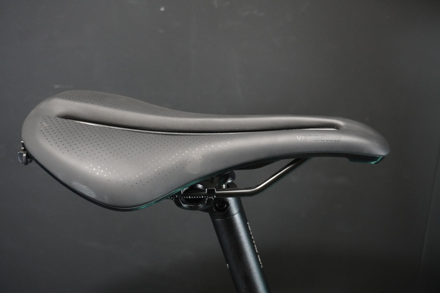 Bianchi Sprint 105 Di2 Carbon Disc Road Bike 2024 - 57cm