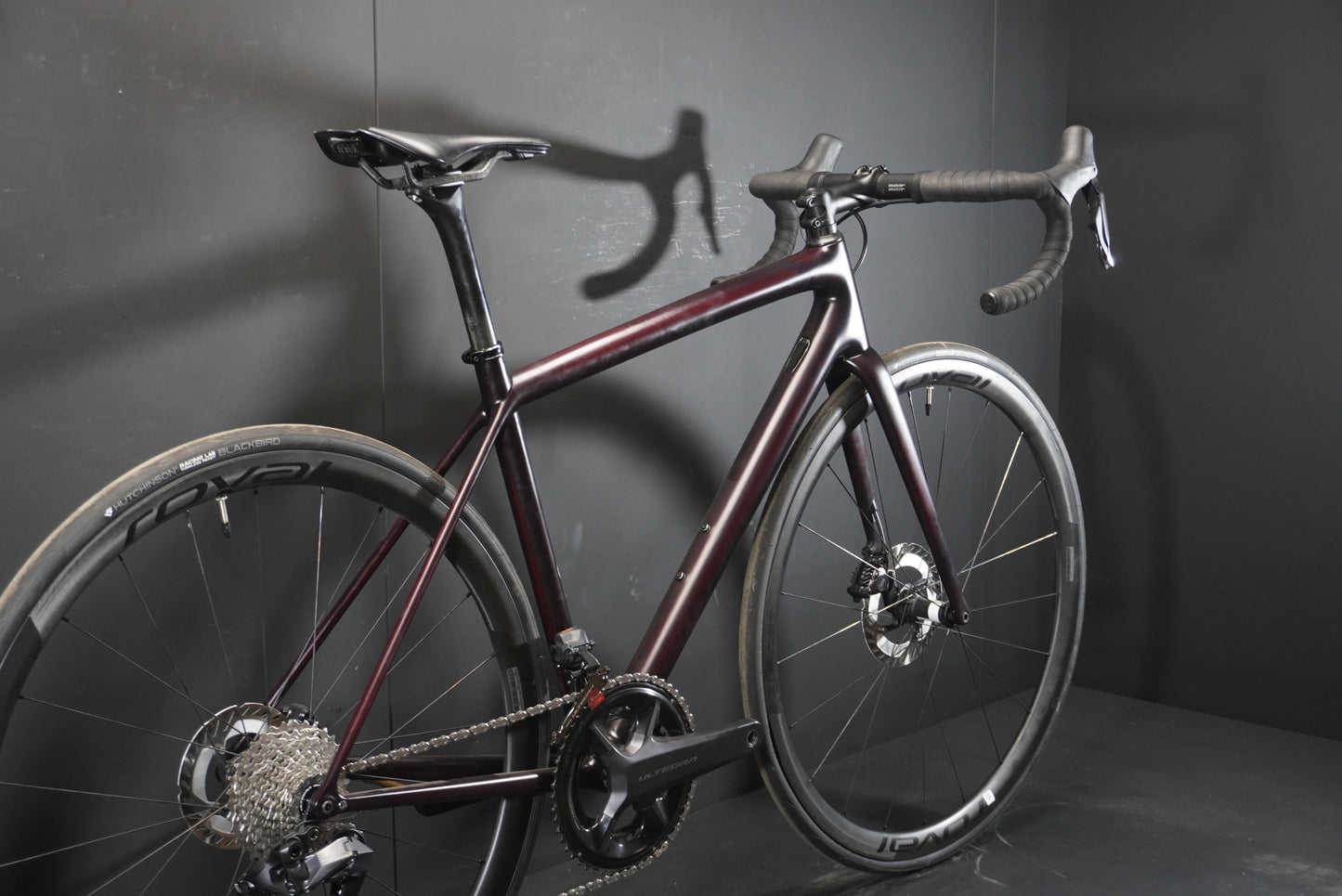 Specialized Aethos Expert Ultegra Di2 Disc Carbon Road Bike 2021 - 54cm