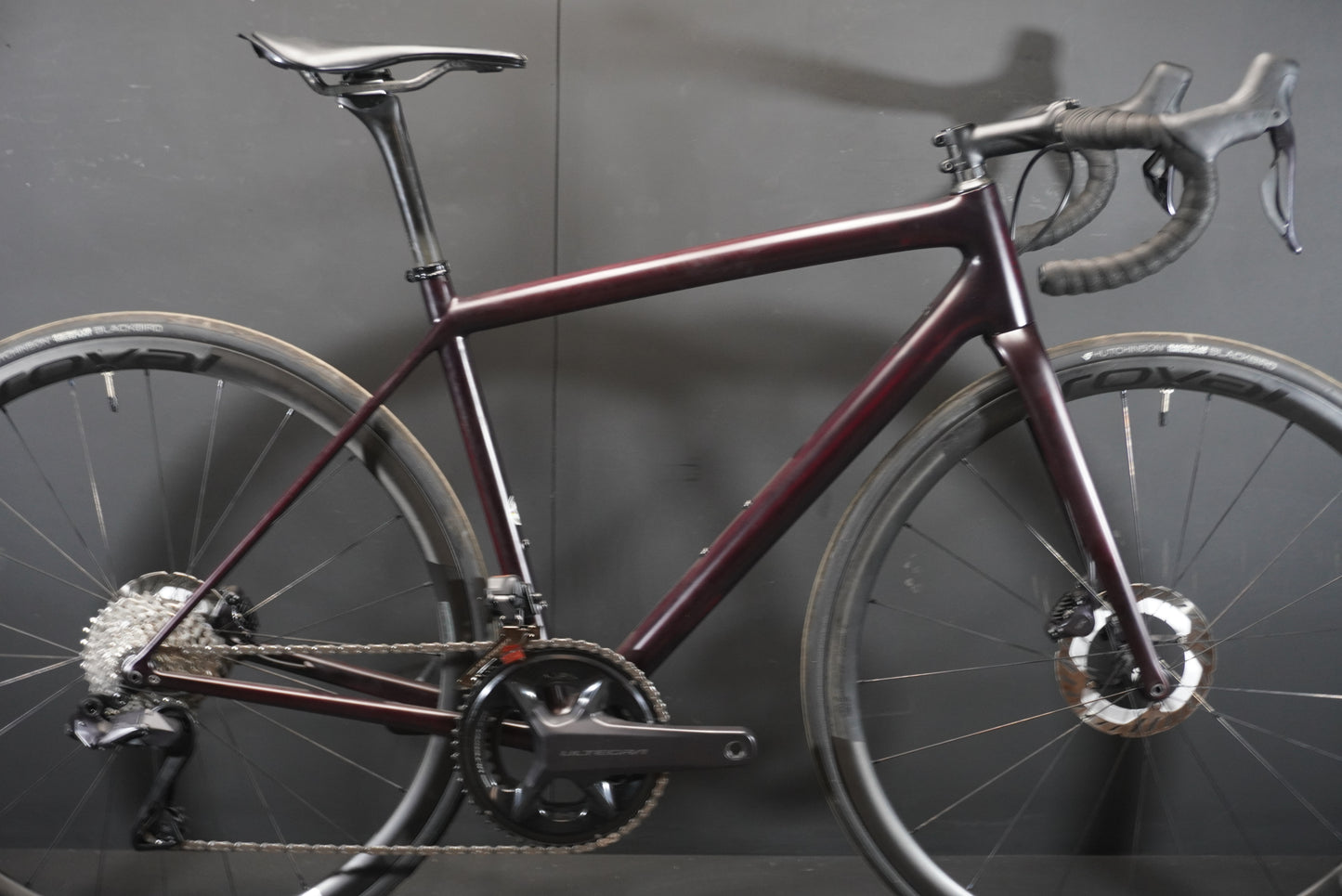 Specialized Aethos Expert Ultegra Di2 Disc Carbon Road Bike 2021 - 54cm