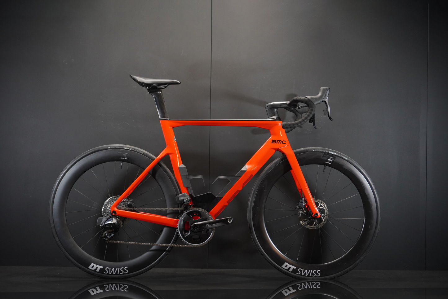 BMC TimeMachine  Road 01 Force AXS Carbon Disc Road Bike 2022 - 56cm