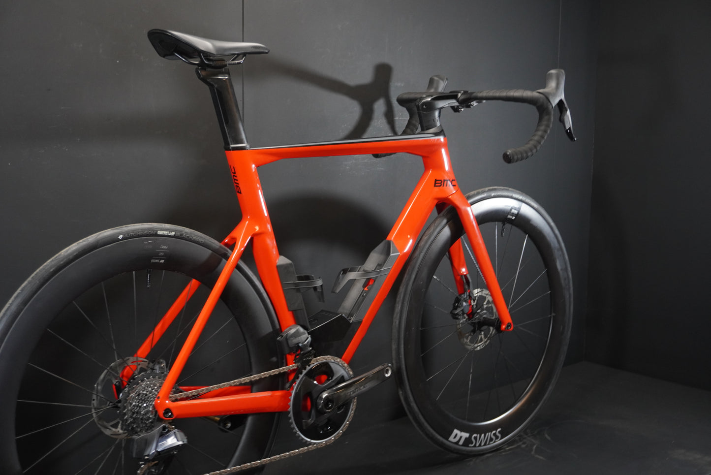 BMC TimeMachine  Road 01 Force AXS Carbon Disc Road Bike 2022 - 56cm