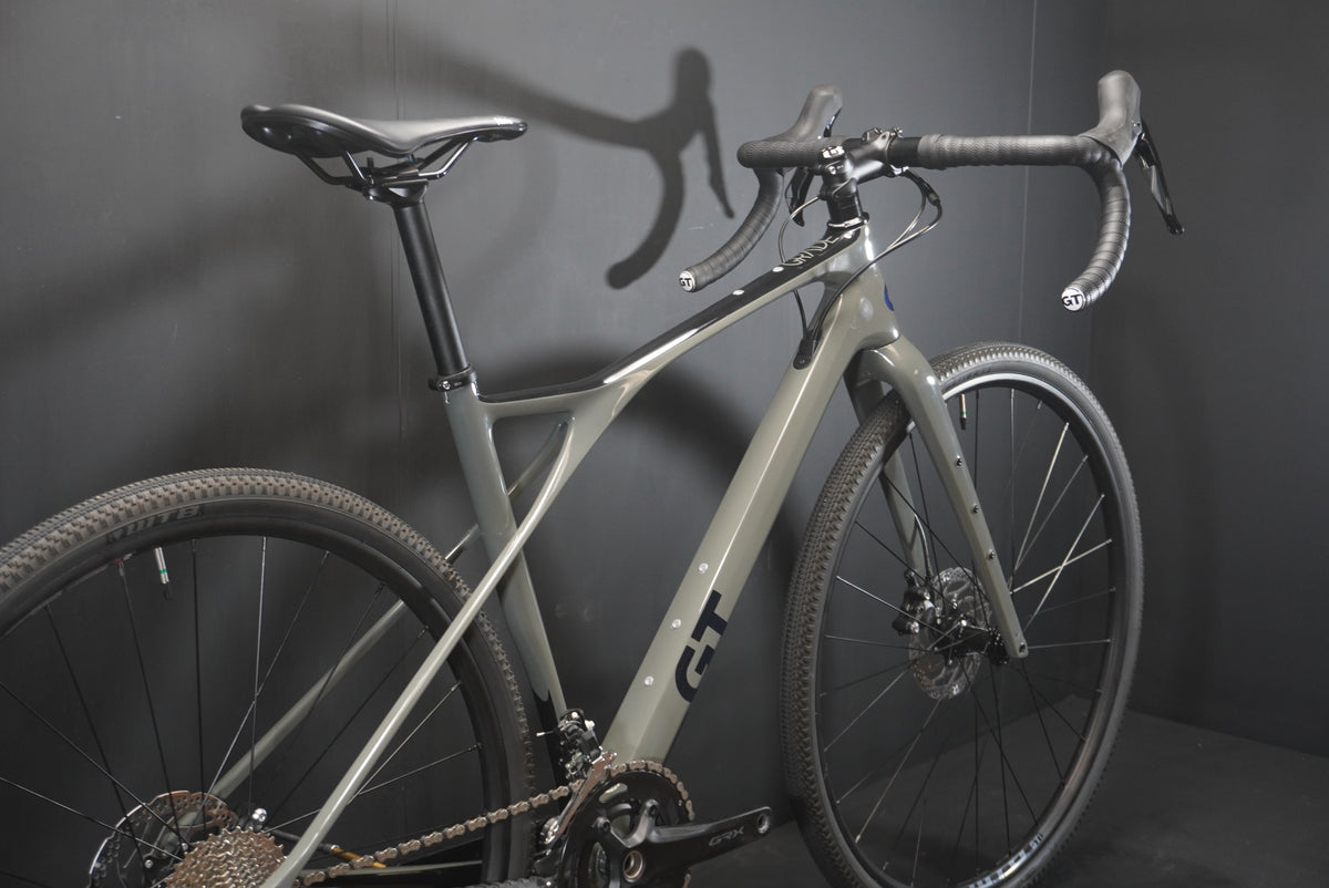 GT Grade Elite GRX Carbon Disc Gravel Bike 2025 - Medium