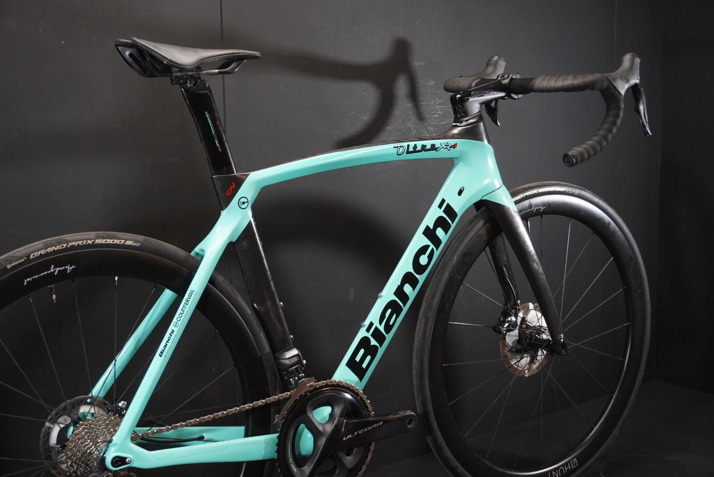 Bianchi Oltre XR4 CV Di2 Carbon Disc Road Bike 2021 - 55cm