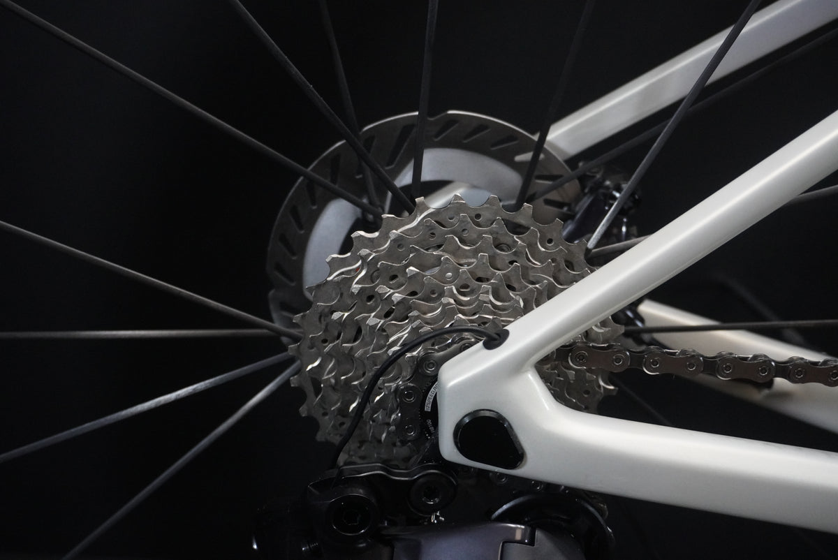 Colnago V4Rs Ultegra Di2 Carbon Disc Road Bike 2024 - 420mm