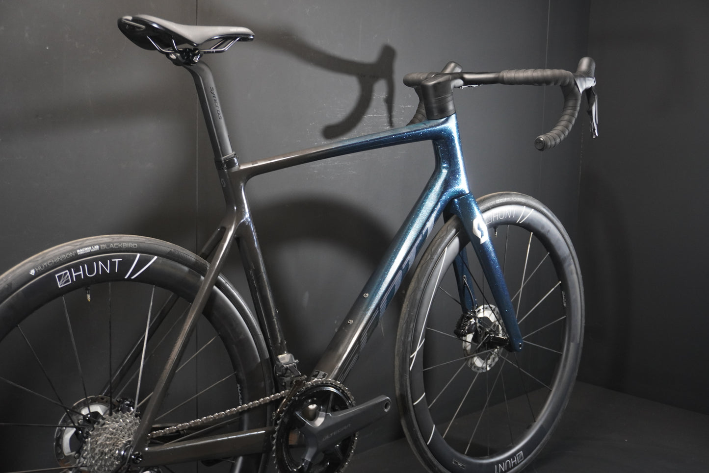 Scott Addict RC Pro Di2 Carbon Disc Road Bike 2022 - XL (58cm)