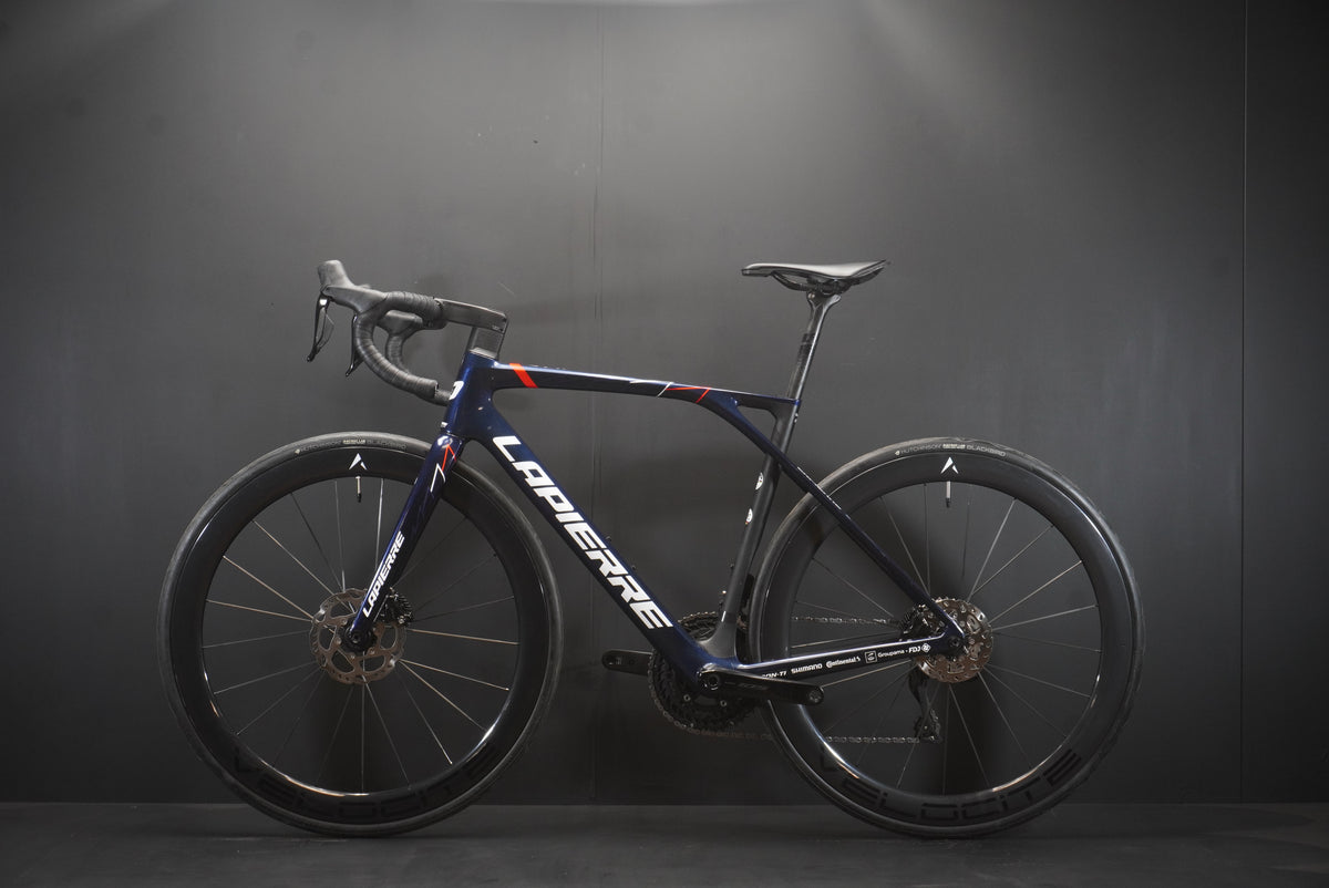 Lapierre Xelius SL FDJ 105 Di2 Carbon Disc Road Bike 2022 - Medium
