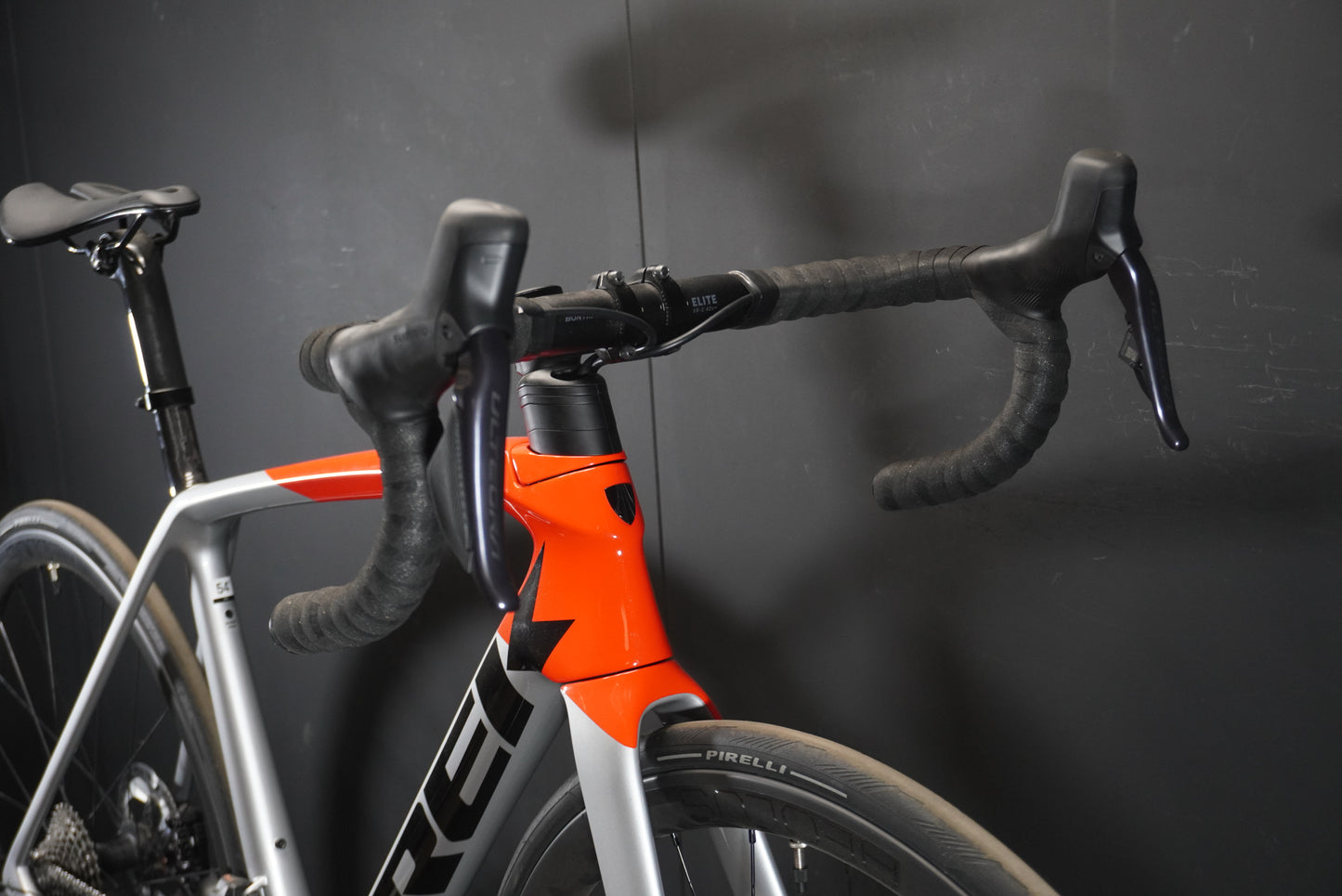 Trek Emonda SL6 Pro Carbon Disc Road Bike 2023 - 54cm (Upgraded to SL7 Spec)
