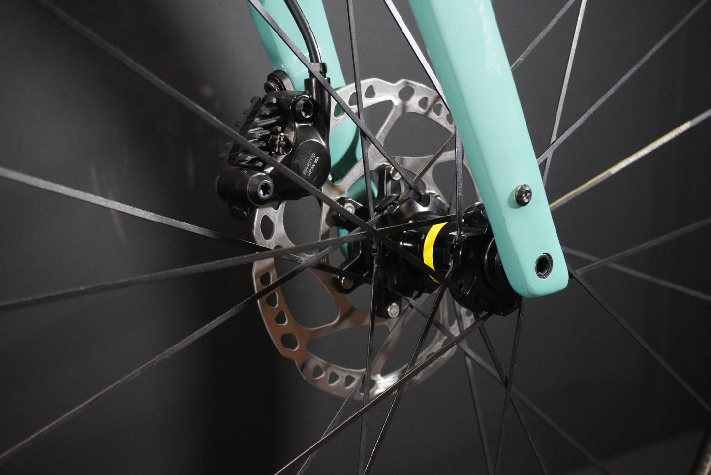 Trek Domane SL5 Gen 4 105 Di2 Carbon Disc Road Bike 2023 - 58cm - Upgraded Wheels