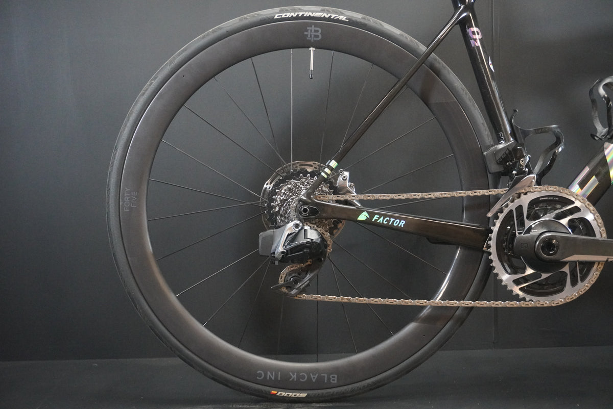 Factor O2 VAM SRAM Red AXS & P/M Carbon Disc Road Bike 2022 - 52cm