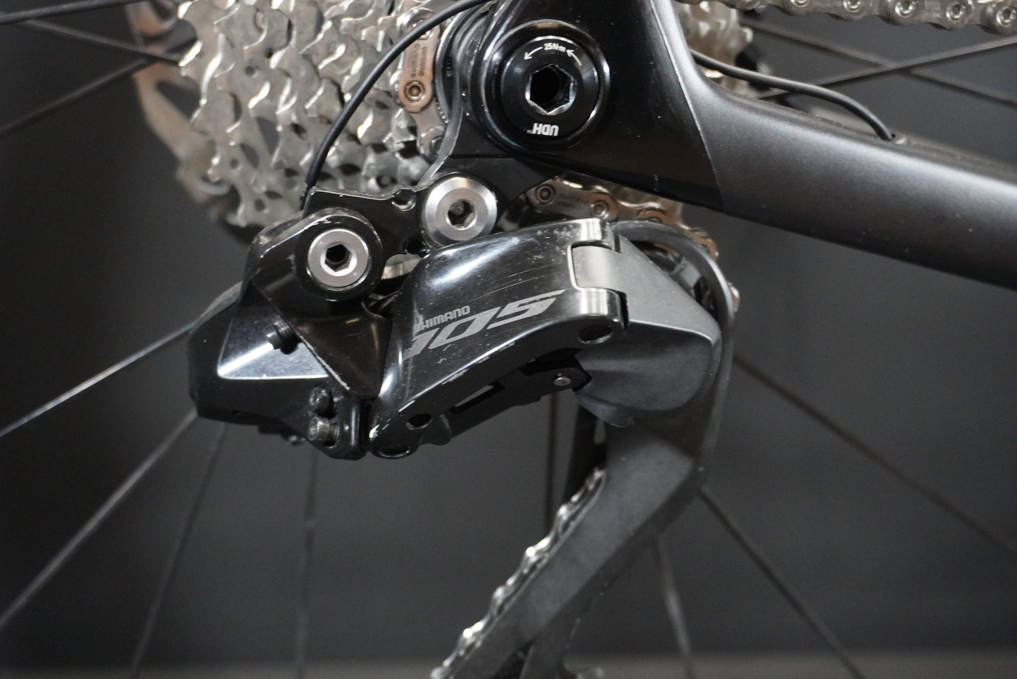 Trek Madone SL6 Gen 8 105 Di2 Carbon Disc Road Bike 2024 - XL