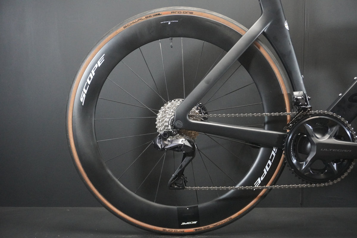 Canyon Aeroad Ultegra Di2 Carbon Disc Road Bike 2022 - Large