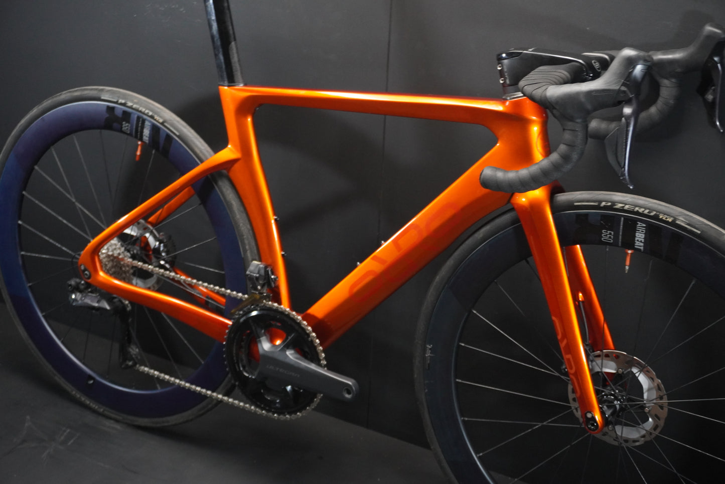 Orro Venturi STC Signature Di2 Carbon Disc Road Bike 2022 - Small