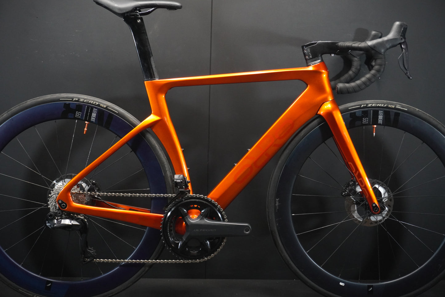 Orro Venturi STC Signature Di2 Carbon Disc Road Bike 2022 - Small