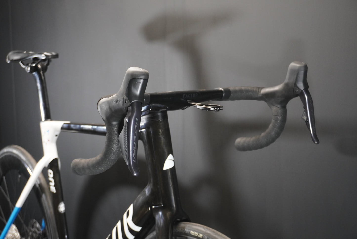 Factor ONE Di2 Carbon Disc Road Bike 2020 - 58cm