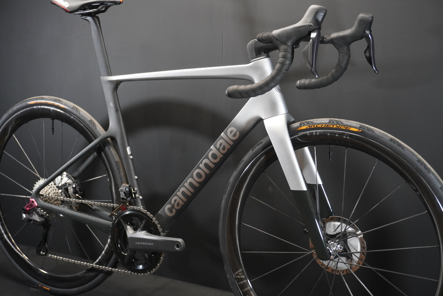 Cannondale Supersix EVO Hi-Mod Carbon Disc Road Bike 2024 - 54cm