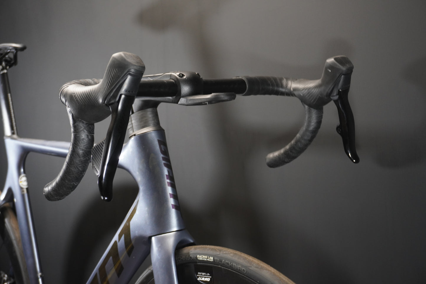 Giant Propel Advanced 1 AXS Disc Carbon Aero Road Bike 2022 - M/L