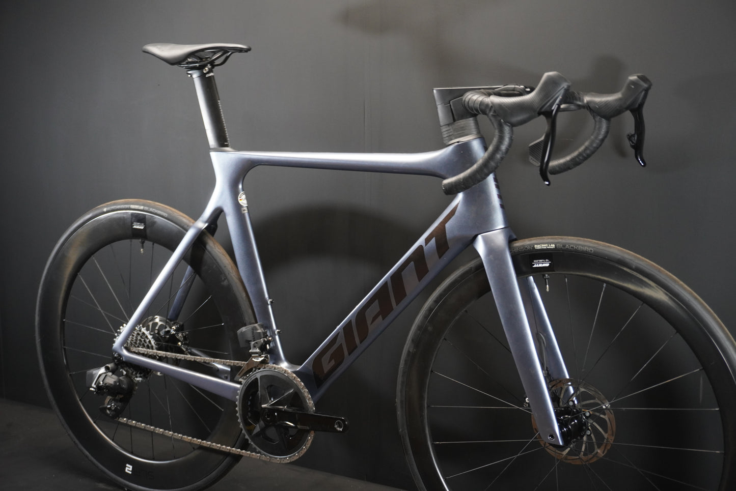 Giant Propel Advanced 1 AXS Disc Carbon Aero Road Bike 2022 - M/L