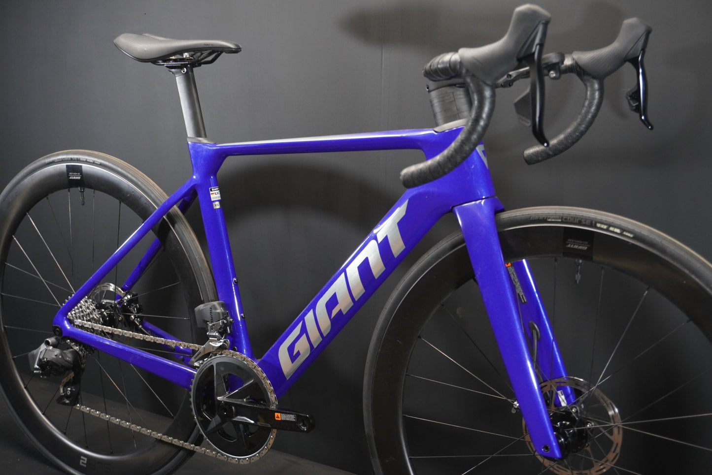 Giant Propel Advanced 1 AXS Carbon Disc Road Bike 2024 - X-Small