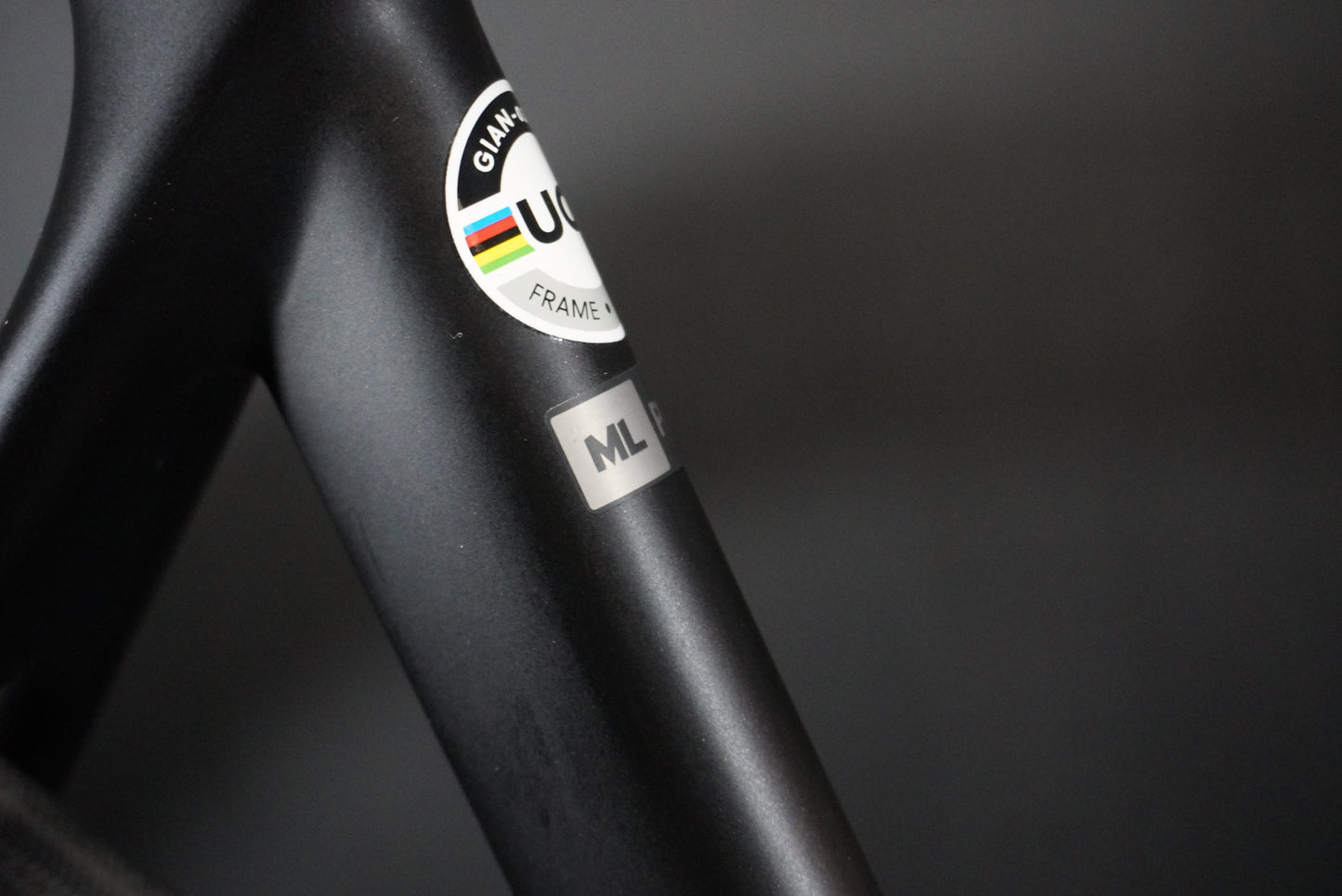 Giant TCR Advanced Pro 0 Di2 Carbon Disc Road Bike 2022 - M/L