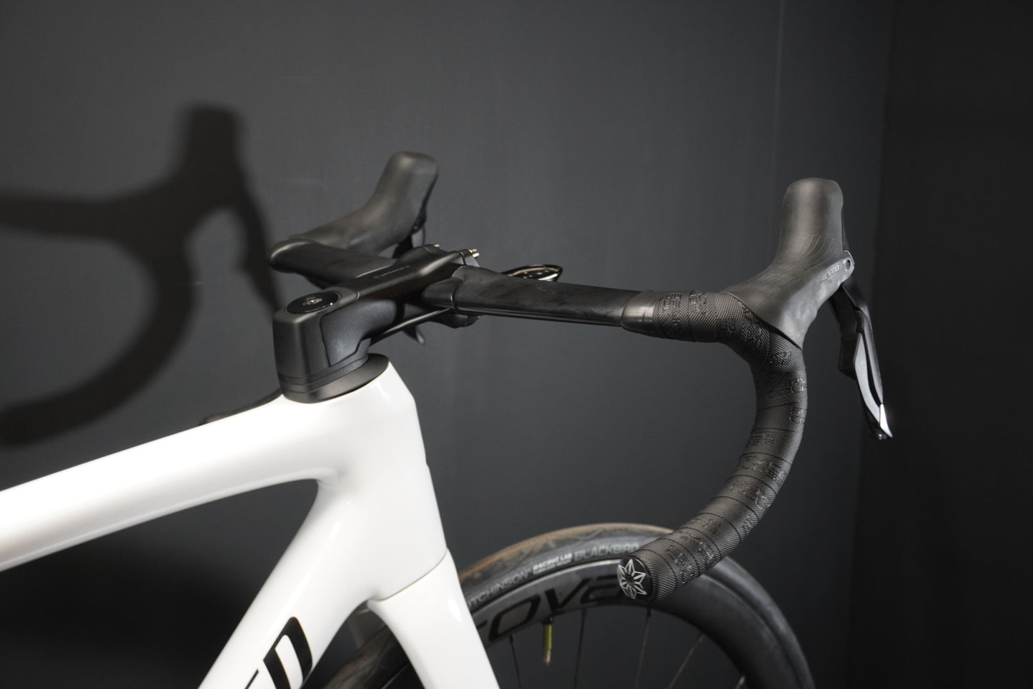Specialized Tarmac SL8 Expert Di2 Carbon Disc Road Bike 2025 - 54cm