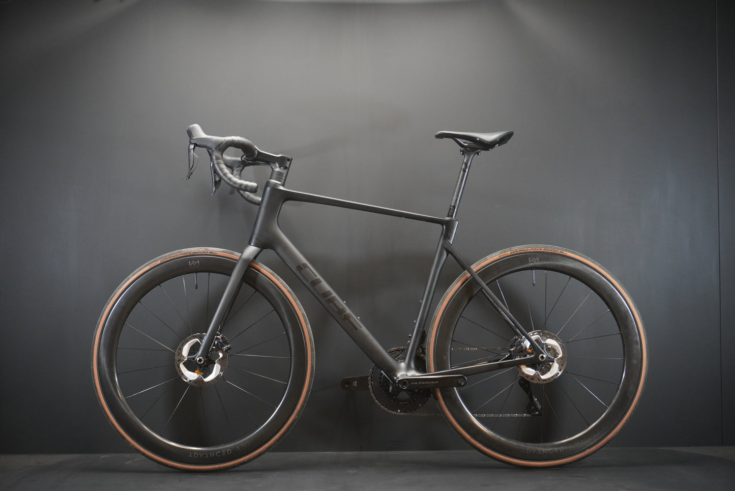 Cube Attain C:62 SLT Di2 Carbon Disc Road Bike 2026 - 58cm