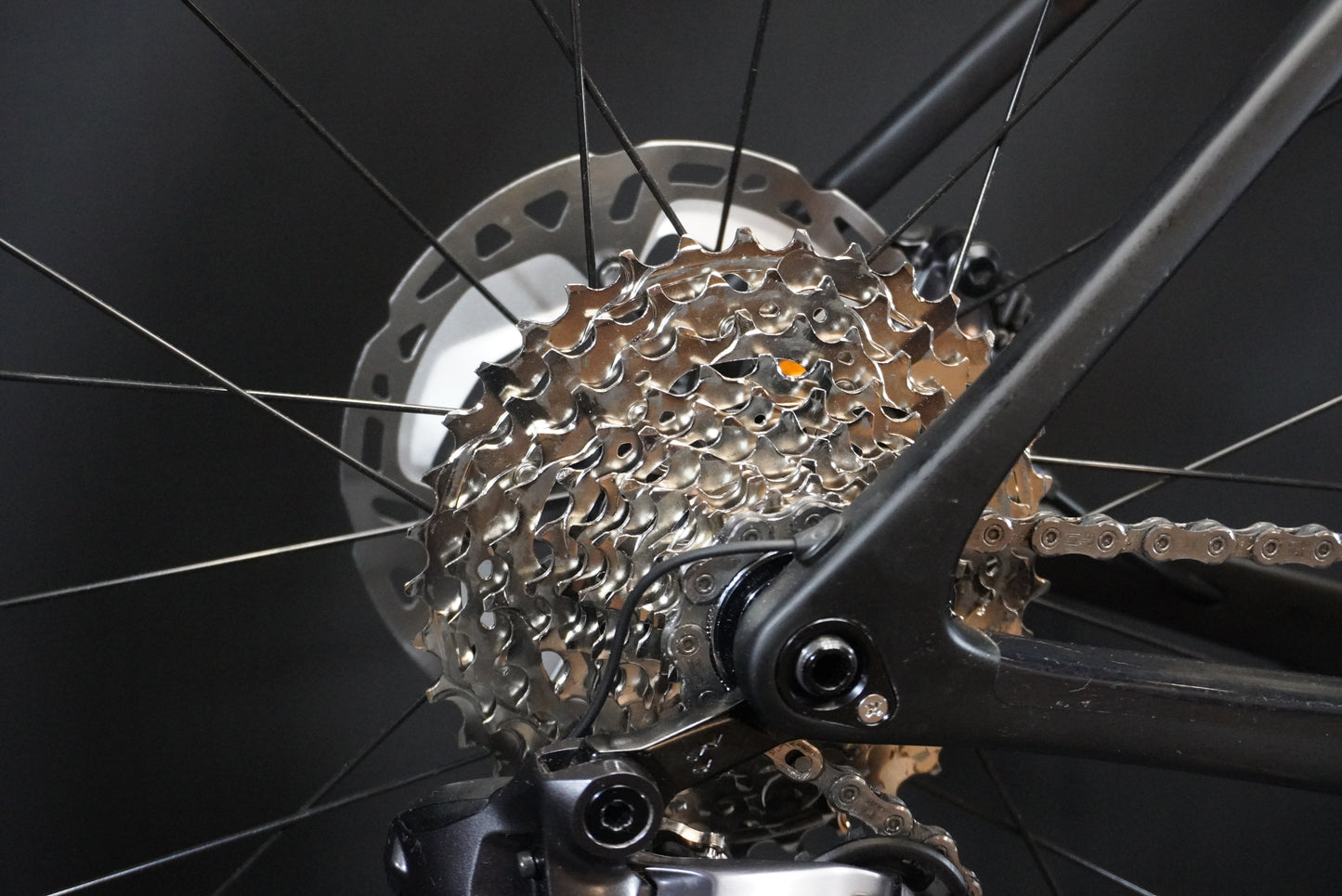 Cube Attain C:62 SLT Di2 Carbon Disc Road Bike 2026 - 58cm