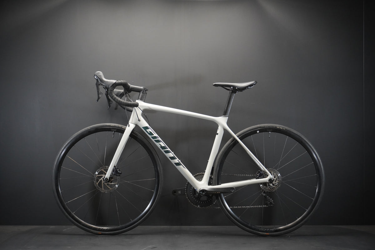Giant TCR Advanced 1 Carbon Disc Road Bike 2021 - Medium