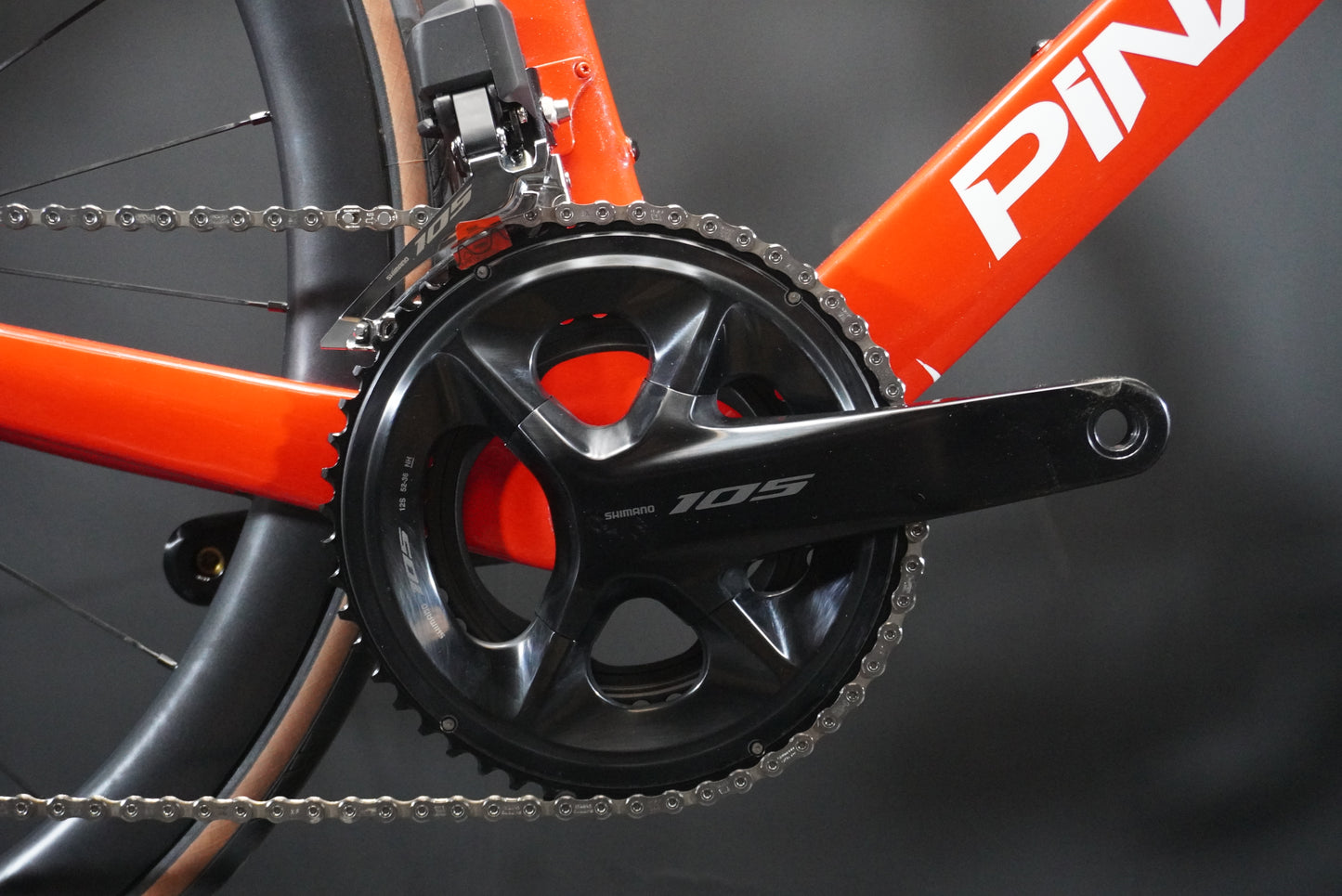 Pinarello F5 105 Di2 Carbon Disc Road Bike 2024 - 59.5cm