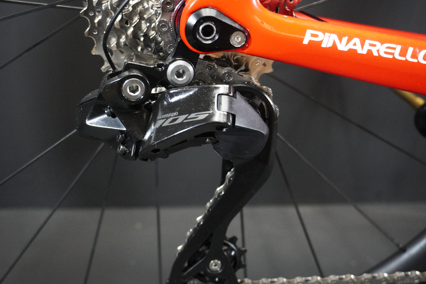 Pinarello F5 105 Di2 Carbon Disc Road Bike 2024 - 59.5cm