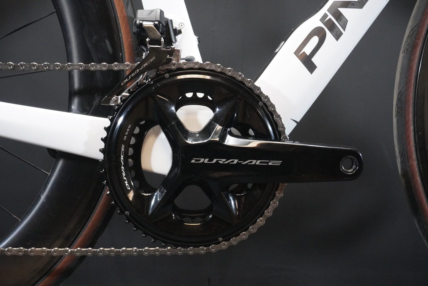 Pinarello Dogma F Carbon Disc Road Bike 2025 - 515mm