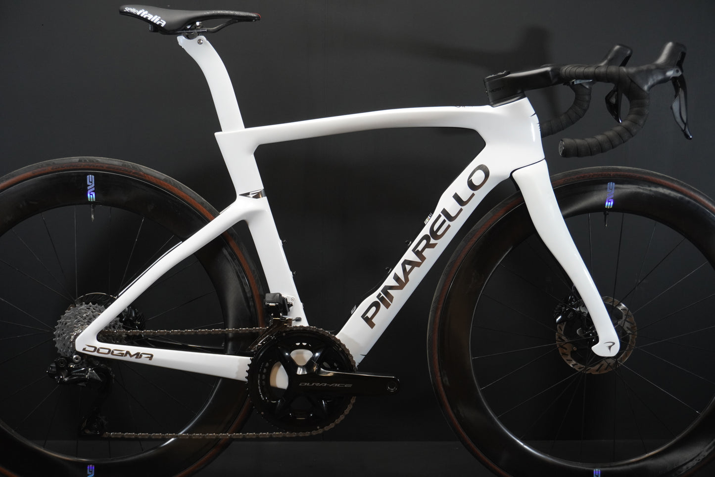 Pinarello Dogma F Carbon Disc Road Bike 2025 - 515mm