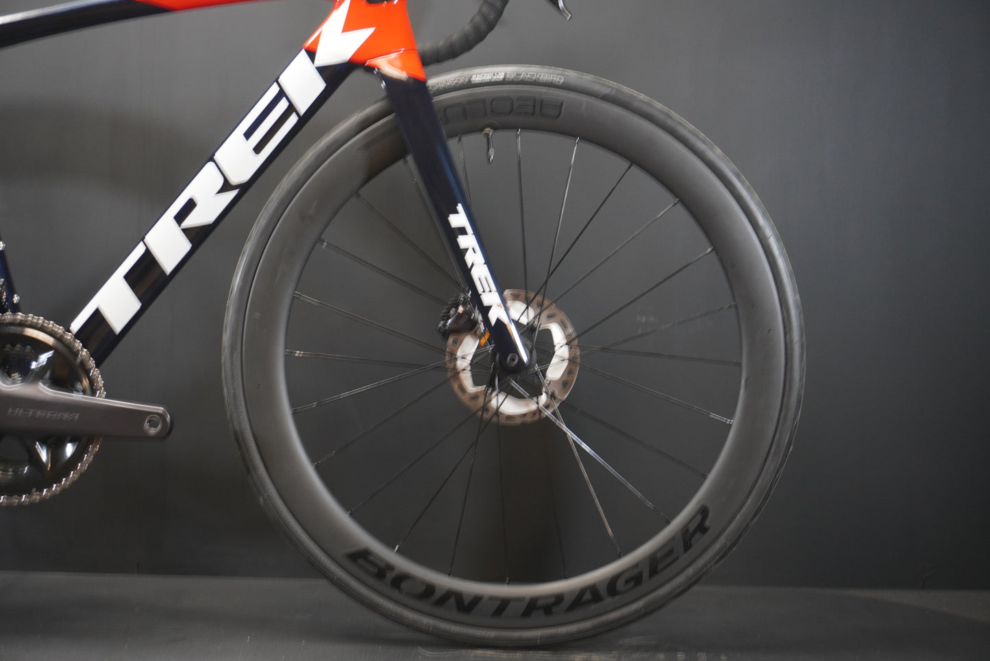 Trek Emonda SLR 7 Di2 Carbon Disc Road Bike 2022 - 52cm