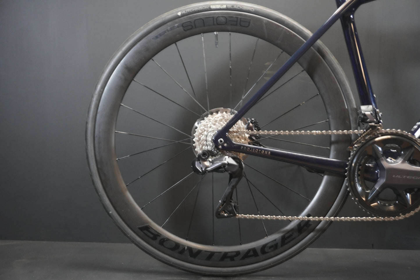 Trek Emonda SLR 7 Di2 Carbon Disc Road Bike 2022 - 52cm