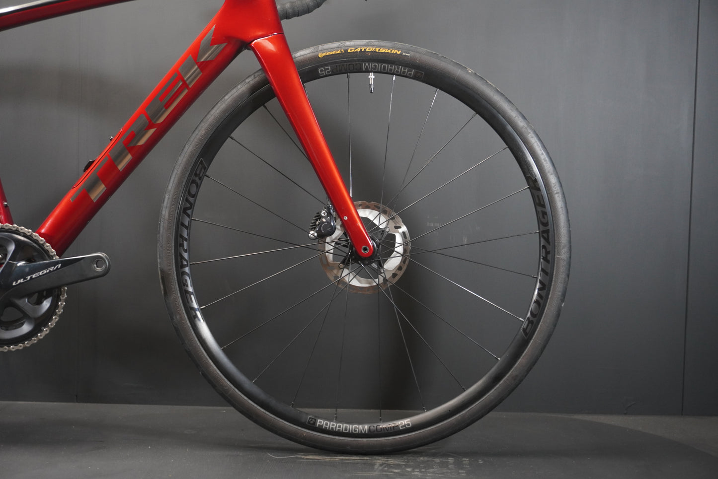 Trek Domane SL6 Gen 3 Carbon Disc Road Bike 2023 - 52cm