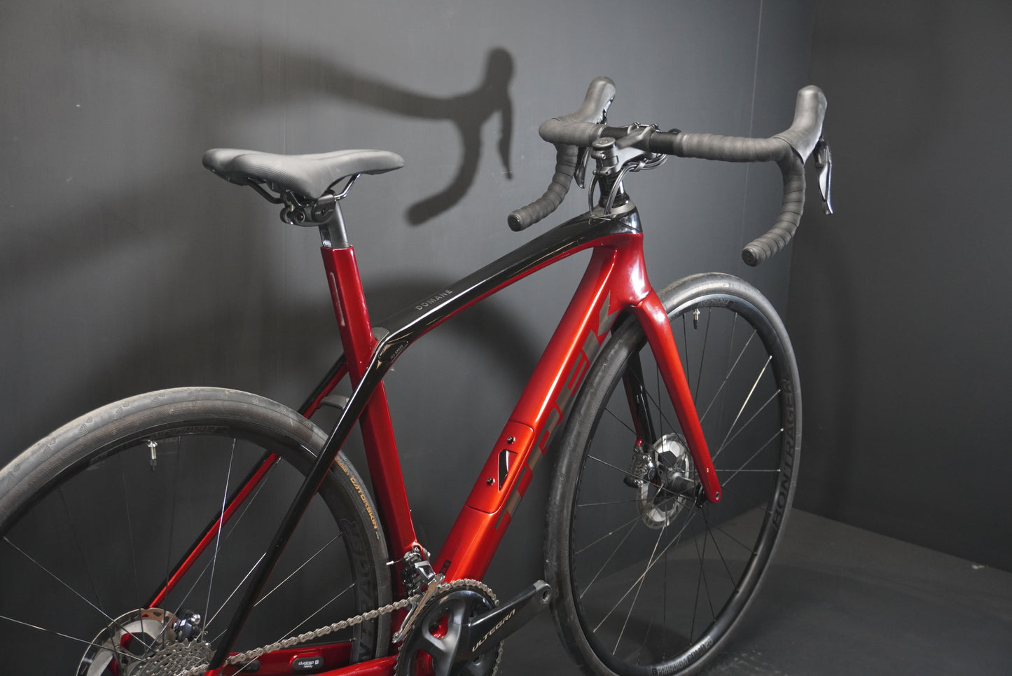 Trek Domane SL6 Gen 3 Carbon Disc Road Bike 2023 - 52cm