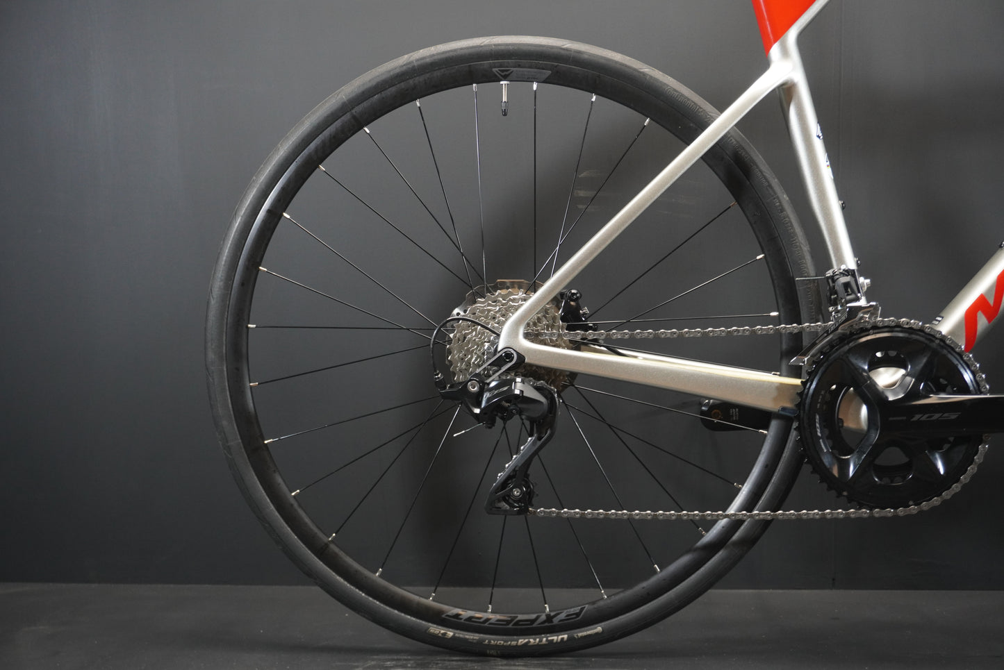 Merida Scultura 4000 105 Carbon Disc Road Bike 2024 - Small