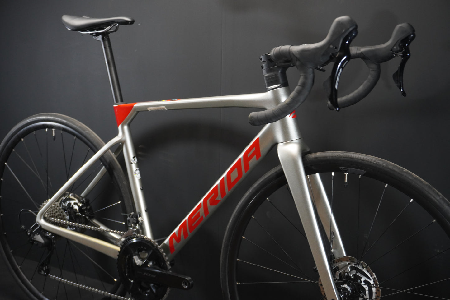 Merida Scultura 4000 105 Carbon Disc Road Bike 2024 - Small
