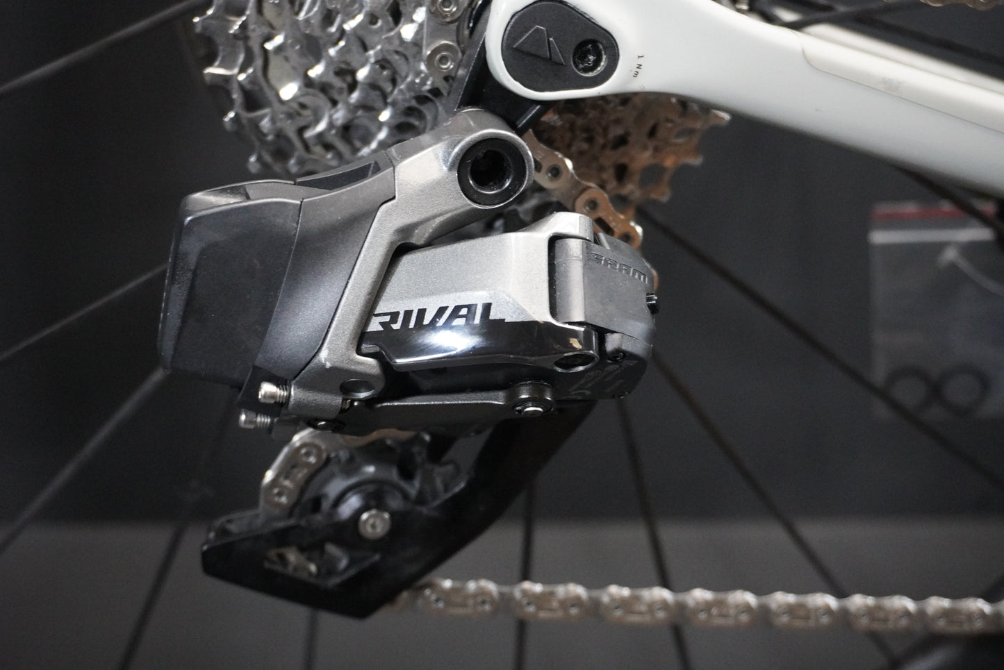 Canyon Endurace CF SL7 AXS Carbon Disc Road Bike 2022 - Medium - Upgraded Wheels