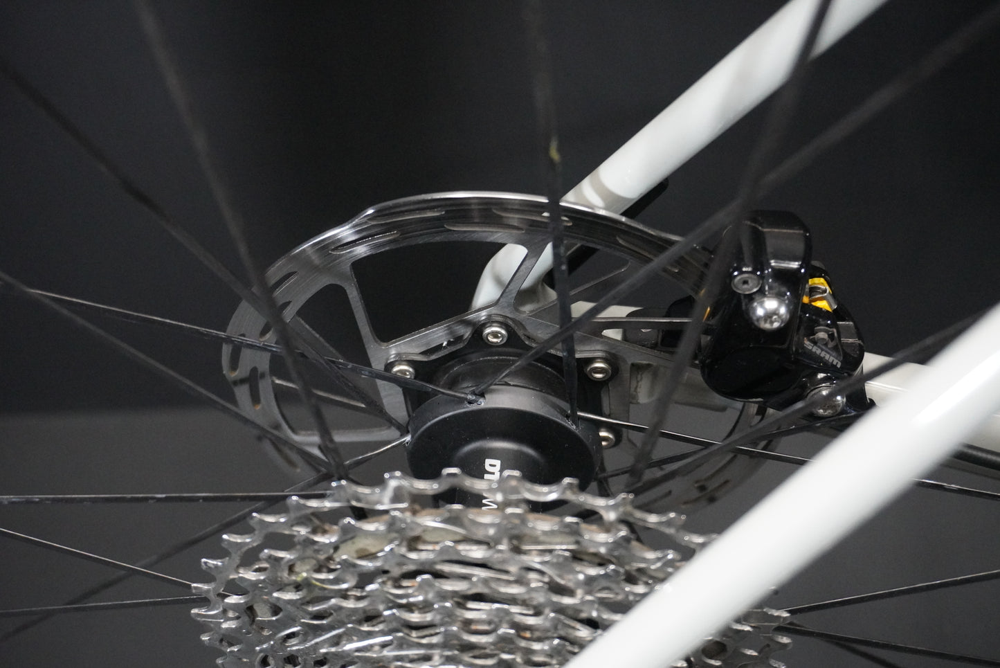 Canyon Endurace CF SL7 AXS Carbon Disc Road Bike 2022 - Medium - Upgraded Wheels