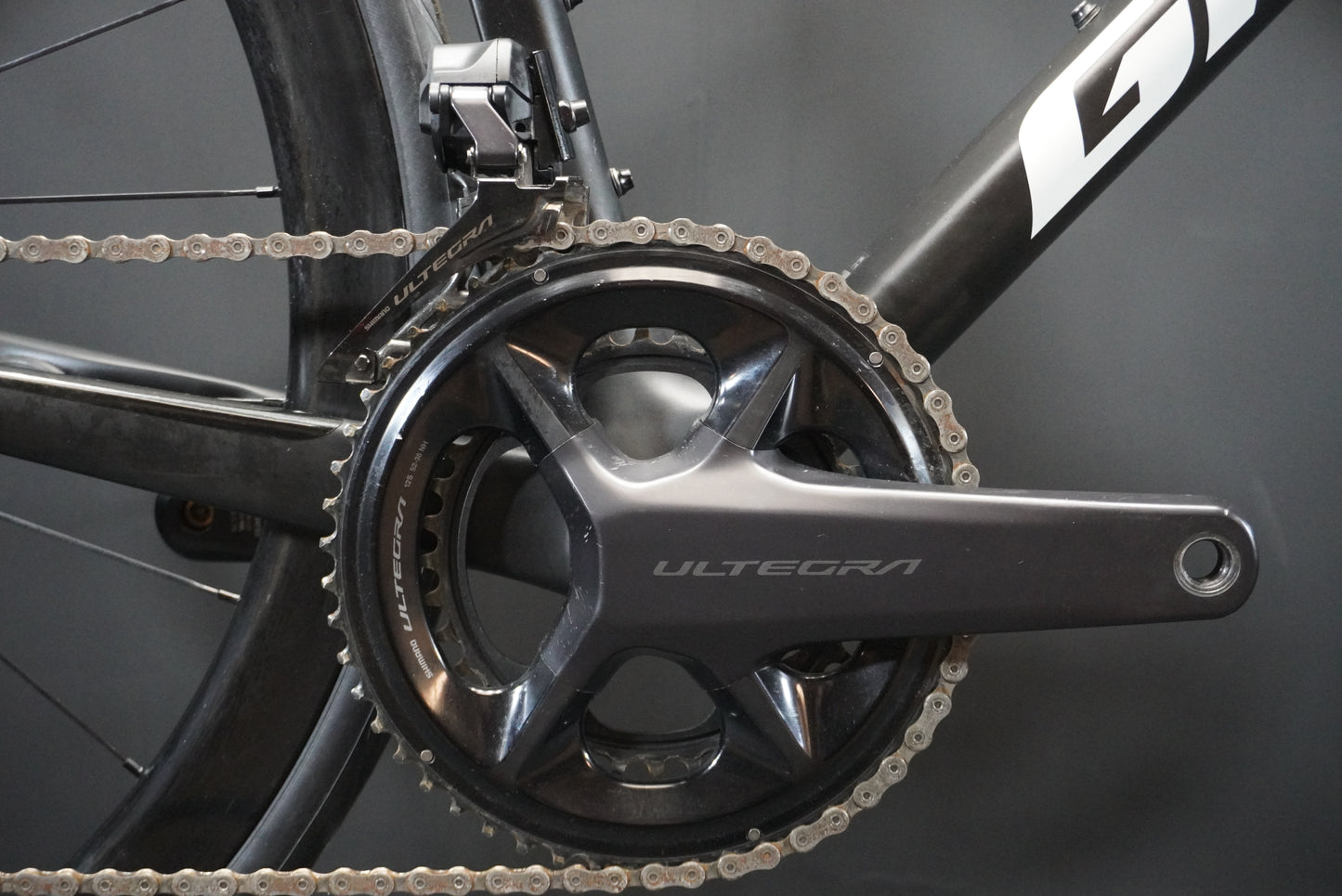 Giant TCR Advanced Pro 1 Carbon Disc Road Bike - M/L - Upgraded to Di2