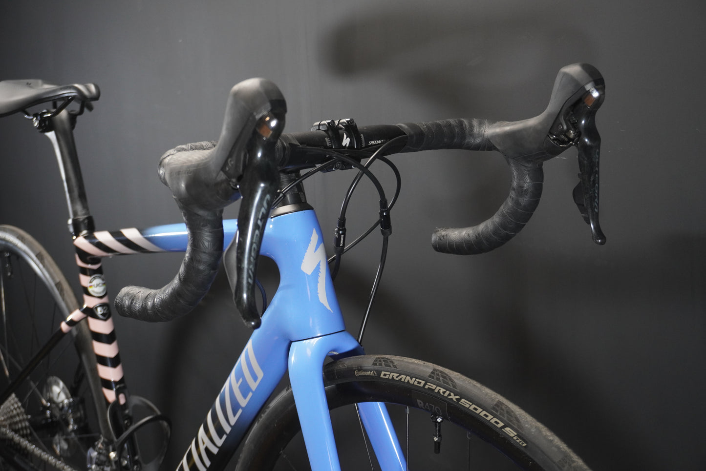 Specialized Tarmac SL6 Comp Carbon Disc Road Bike 2021 - 52cm
